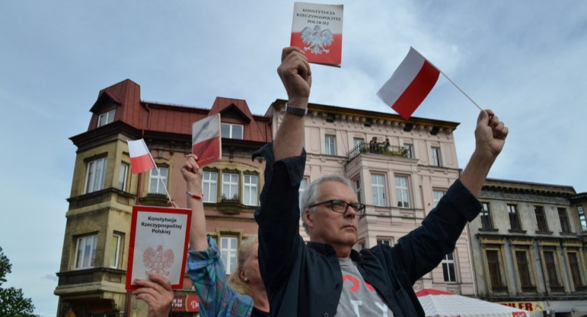 Tour de Konstytucja z przystankiem w Mysłowicach