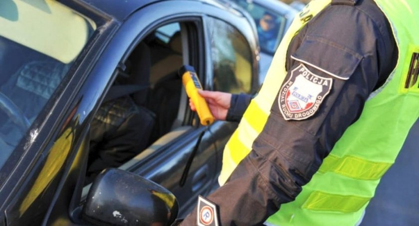 Kolejni nietrzeźwi kierowcy wyeliminowani z dróg