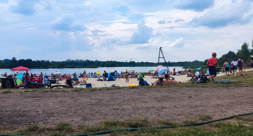 Upalna niedziela zgromadziła mysłowiczan na kąpieliskach