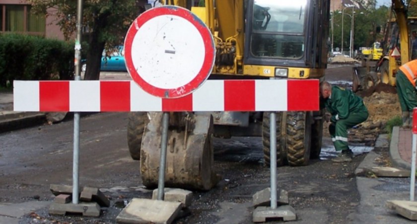 Kolejne utrudnienia w związku z remontem ul. Długiej