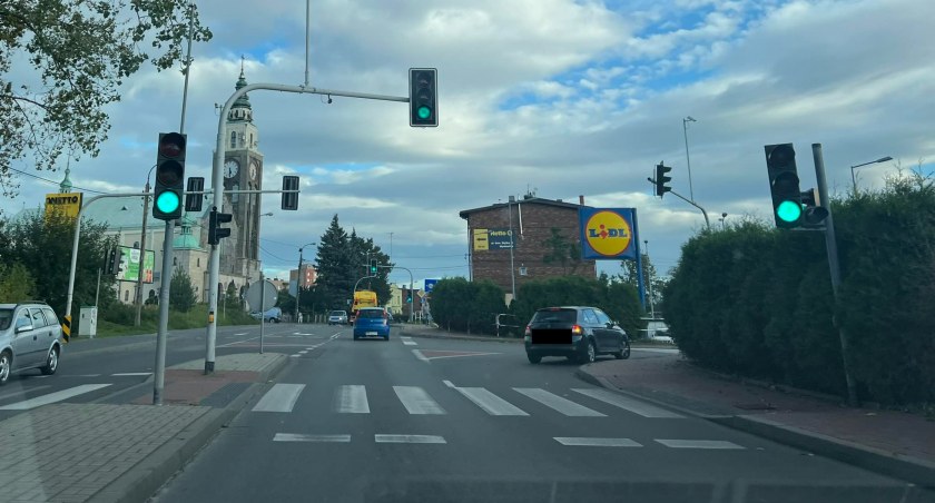 Światła przy Lidlu znów włączone. Prosili o to mieszkańcy