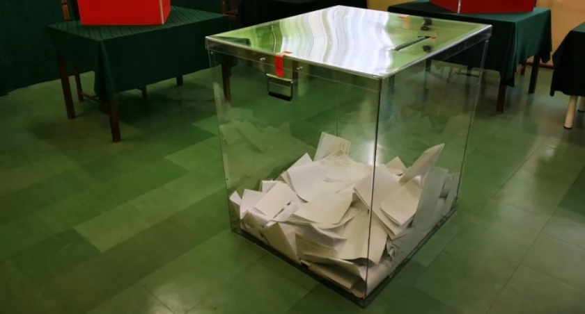 Obowiązuje cisza wyborcza i cisza referendalna