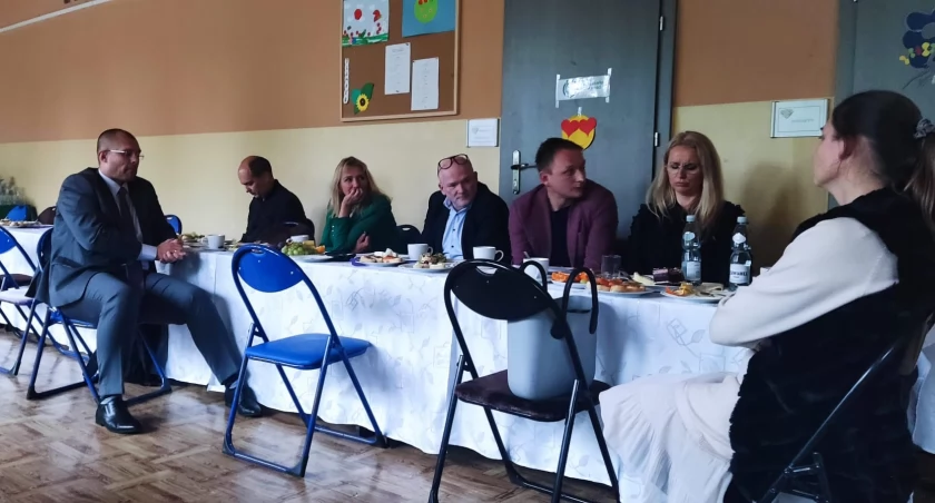 17 milionów jak nie było, tak nie ma. Urząd 
