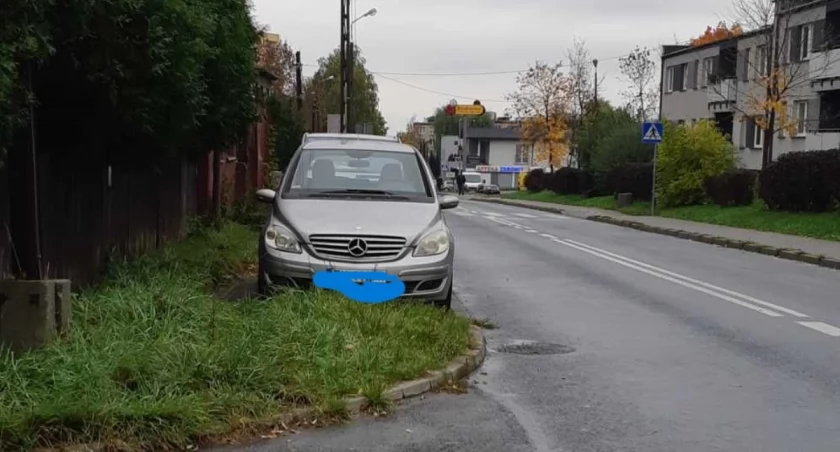 Proszą o bezpieczne dojście do pasów