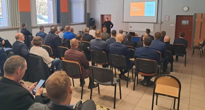 Policjant rozmawiał z górnikami o uzależnieniach
