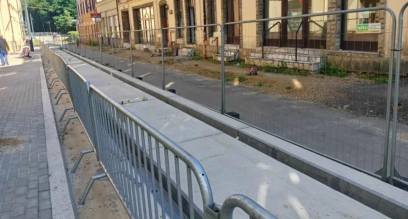 Trzy oferty na dokończenie remontu rozkopanego centrum miasta