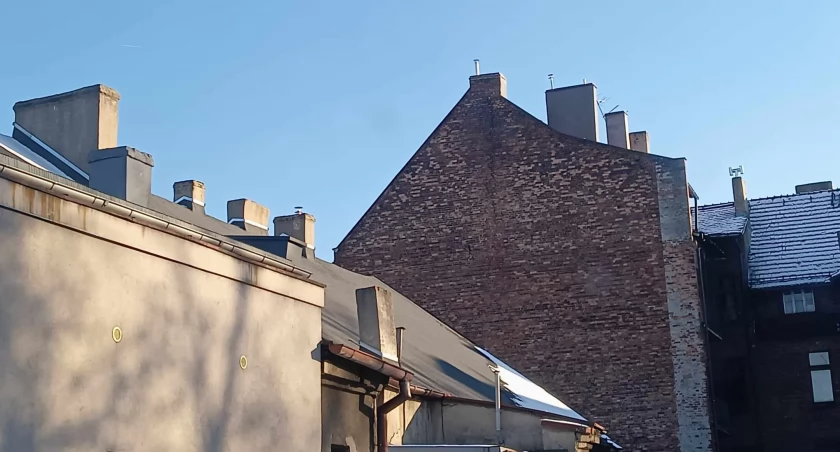 Kopci się z komina? Miejscy strażnicy cię skontrolują