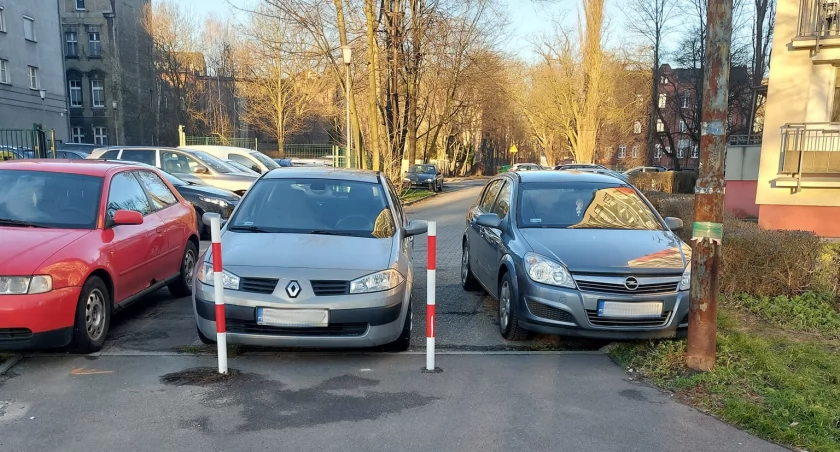 Miejski problem z parkowaniem: Kołłątaja