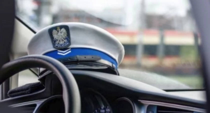 Potrącenie pieszej na ul. Świerczyny. Policja szuka świadków