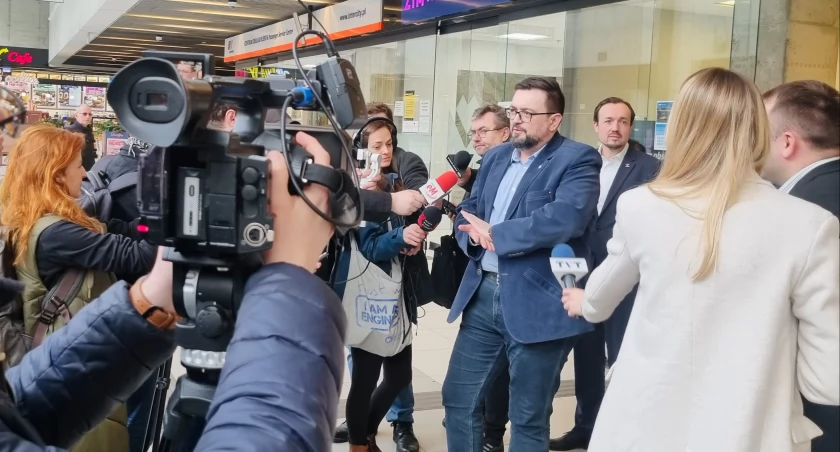 Rewolucja w komunikacji. Wspólny bilet wystartował