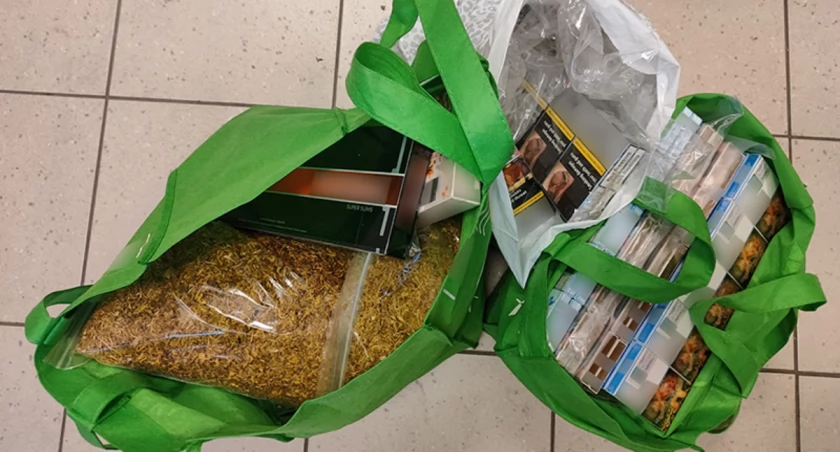 Nielegalne papierosy i tytoń na targowisku w Mysłowicach