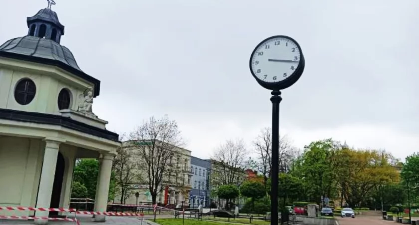 Nie zapomnijcie o przestawieniu zegarków