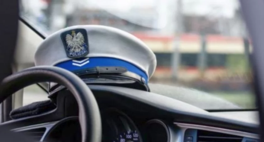 Policja podsumowała świąteczny weekend na drogach regionu
