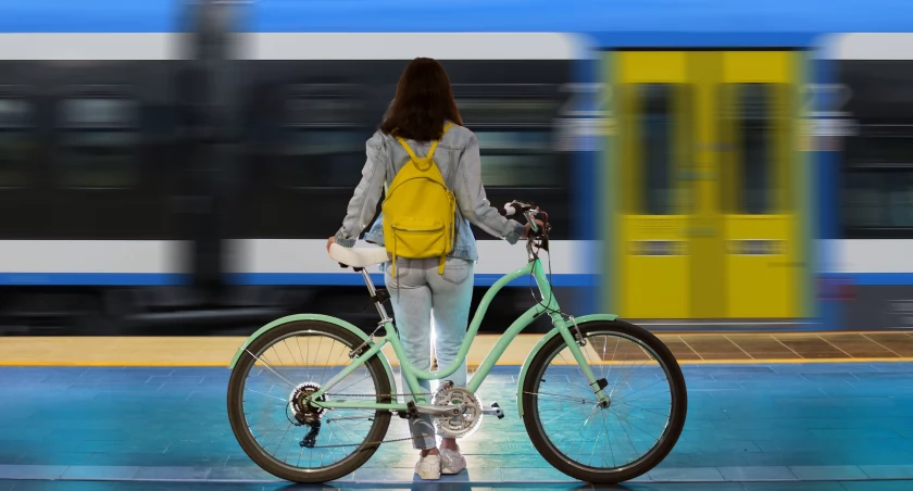 Koleje Śląskie ruszają z rezerwacją miejsc dla rowerów