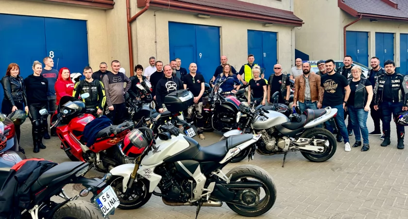 Motocykliści odwiedzili mysłowicką komendę policji