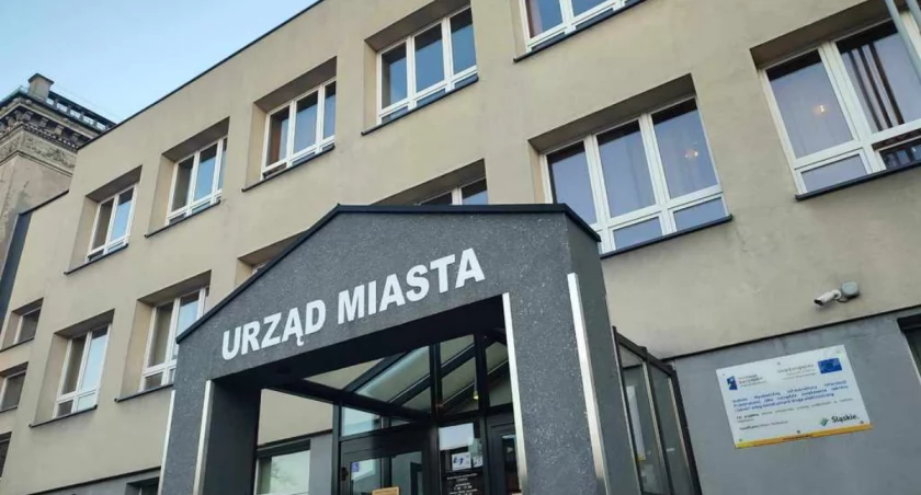 Urzędniczka zatrzymana. Miała uczestniczyć w napaści na osoby kolportujące gazety Doroty Konieczny-Simeli