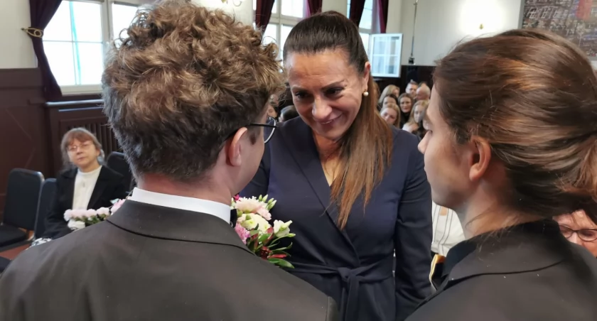 Pożegnanie czwartoklasistów i dyrektor Doroty Konieczny-Simeli w ILO