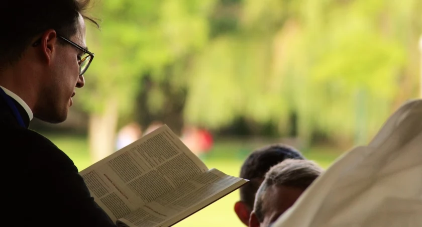 MEN proponuje zmiany w lekcjach religii