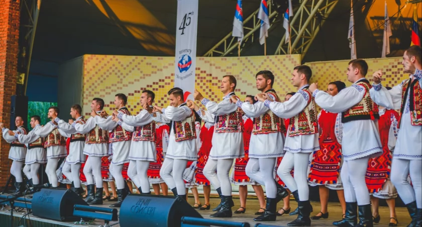 Poznaj elementy polskiego folkloru