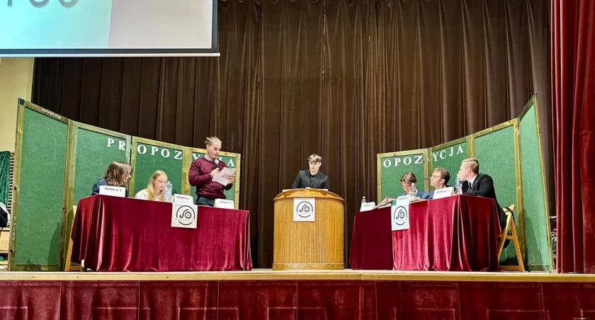 Debata oksfordzka w II LO 