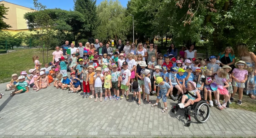 W Brzęczkowicach otwarto park sensoryczny