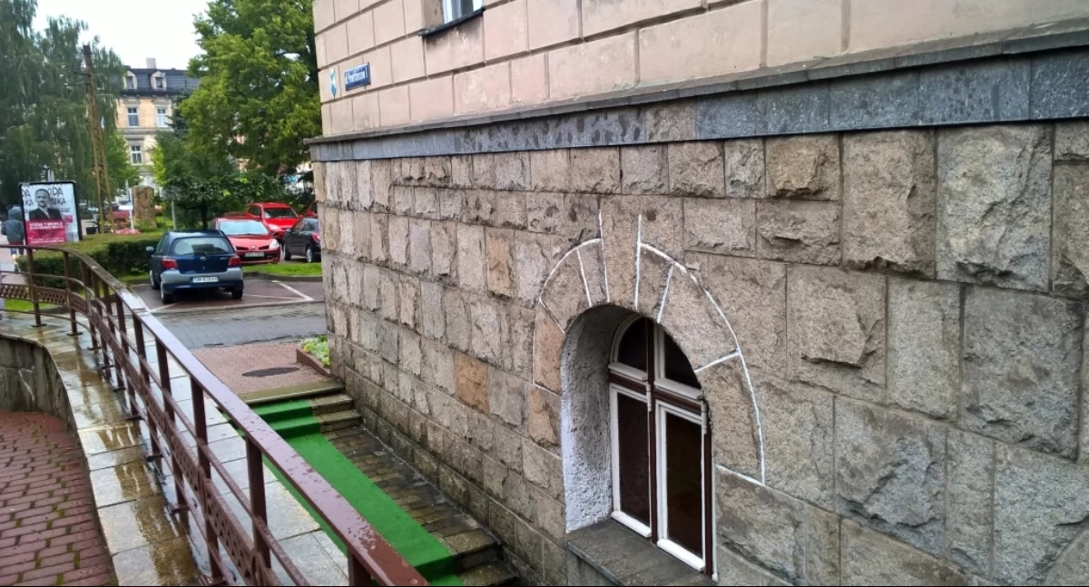 Przetarg na przebudowę przyziemia urzędu miasta