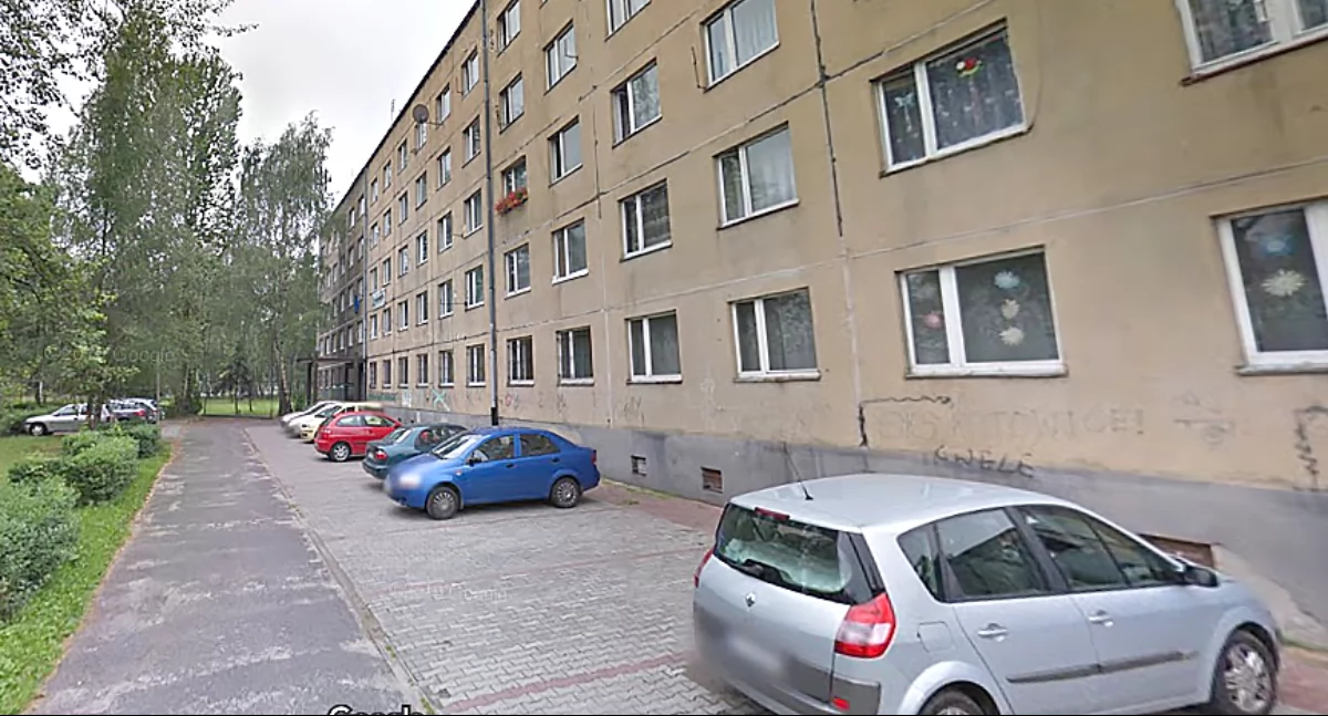 Komisja socjalna wizytowała budynek przy ul. Pokoju 106 w Lędzinach