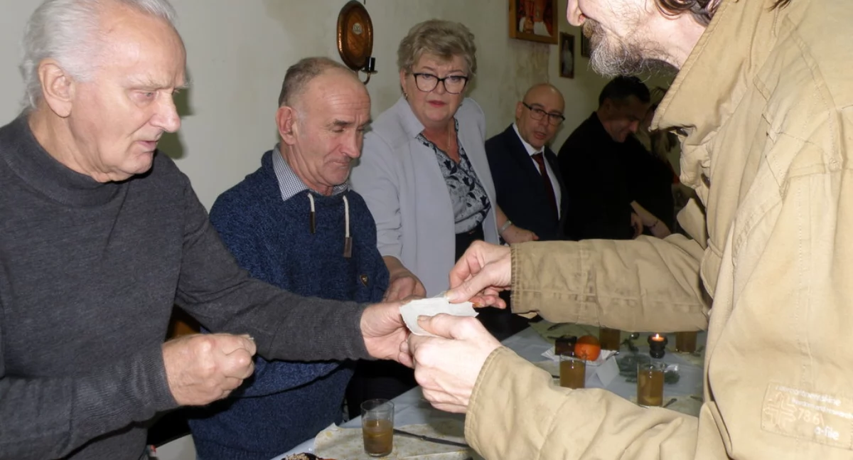 Wigilijna wieczerza dla samotnych w ZG Brzezinka