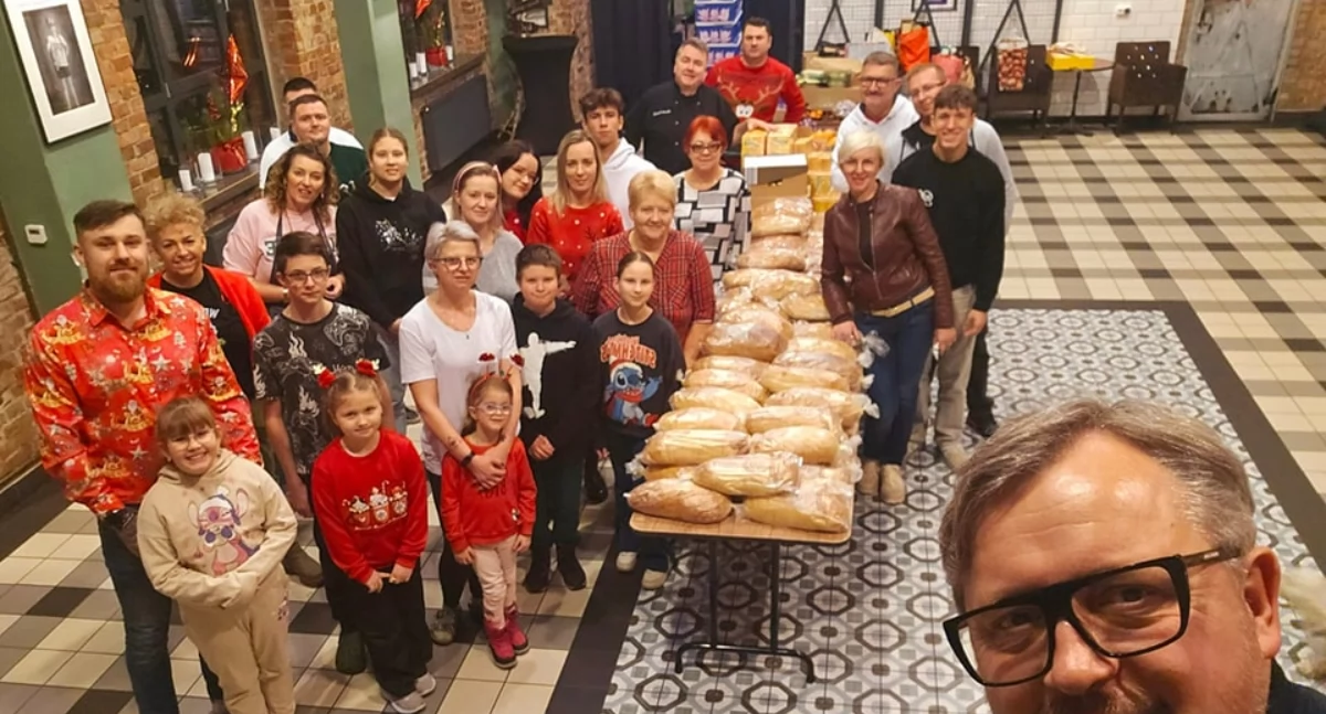 Piękna wigilijna tradycja w mysłowickich industrialnych wnętrzach