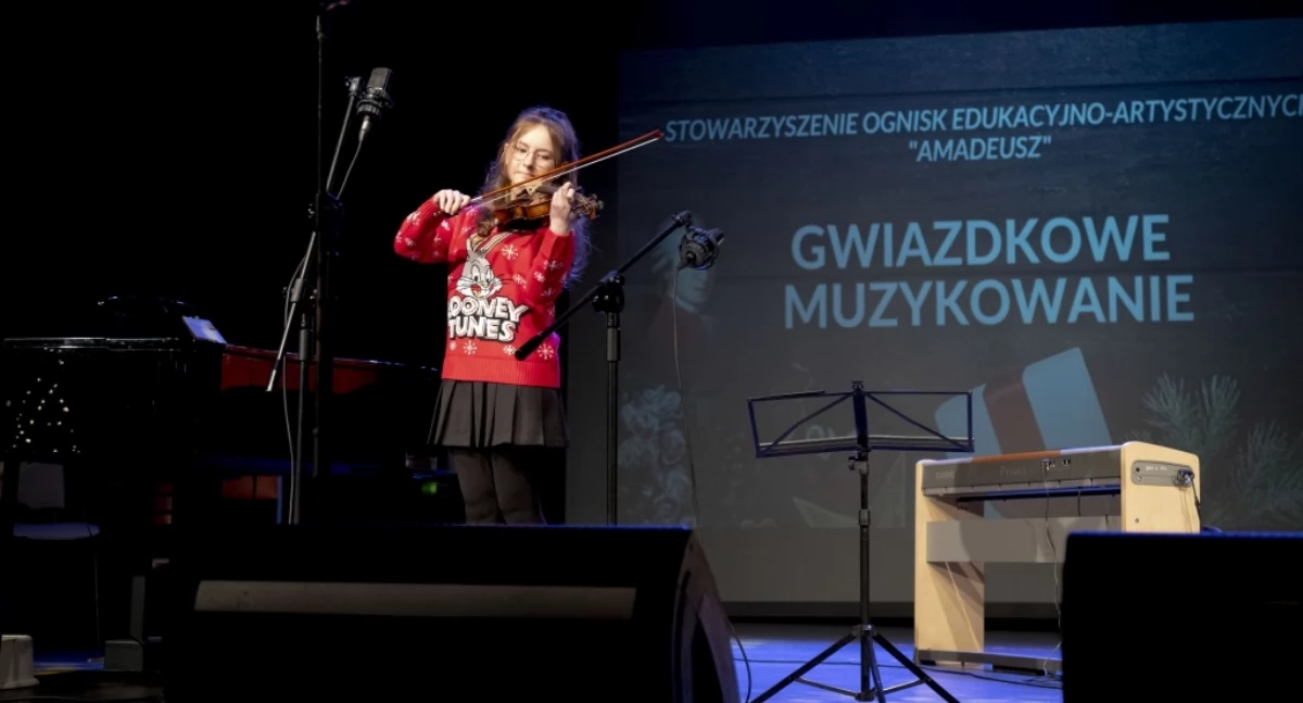 Stowarzyszenie Amadeusz zaprasza na koncert kolędowy Gwiazdkowe Muzykowanie