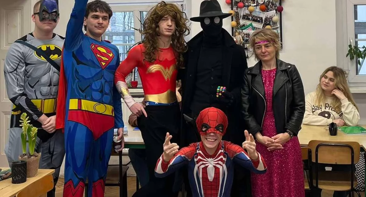 Dzień Maturzysty w I LO w Mysłowicach – karnawał fantazji i uśmiechu!