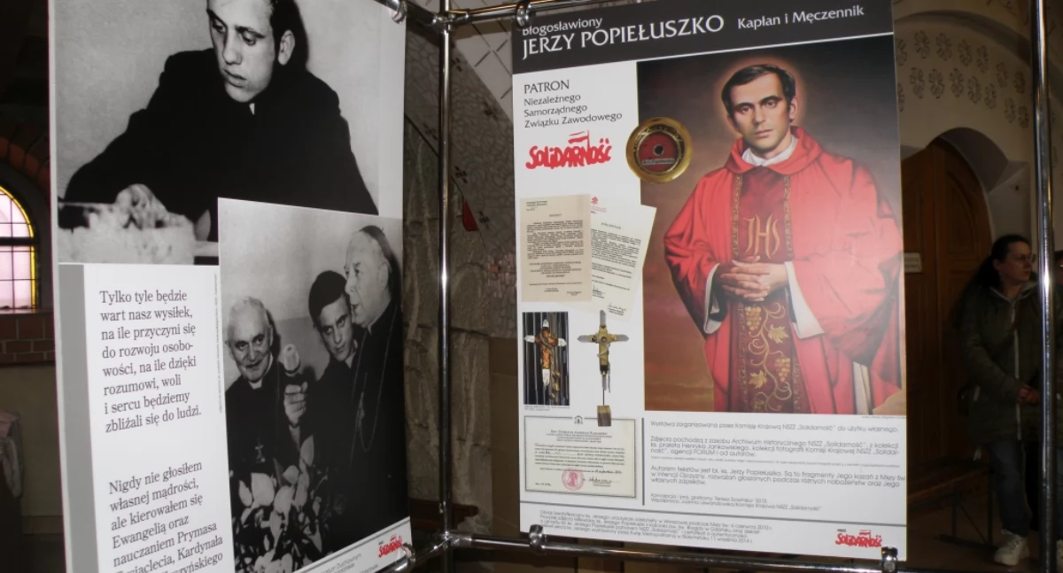 Wystawa poświęcona ks. Jerzemu Popiełuszcze w Brzęczkowicach