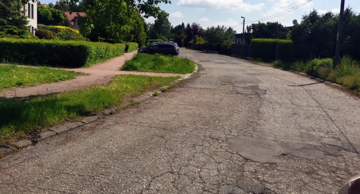Ulica Gojawiczyńskiej pilnie potrzebuje remontu – radni apelują do prezydenta Mysłowic