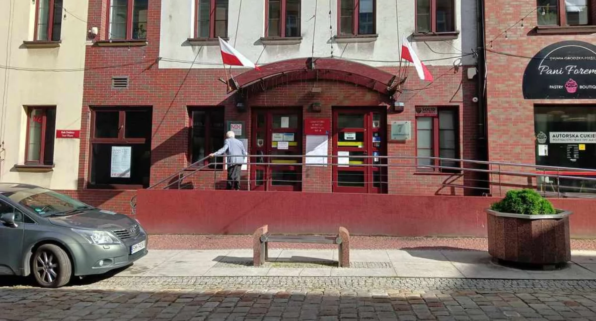 Trwa druga tura wyborów Prezydenta RP
