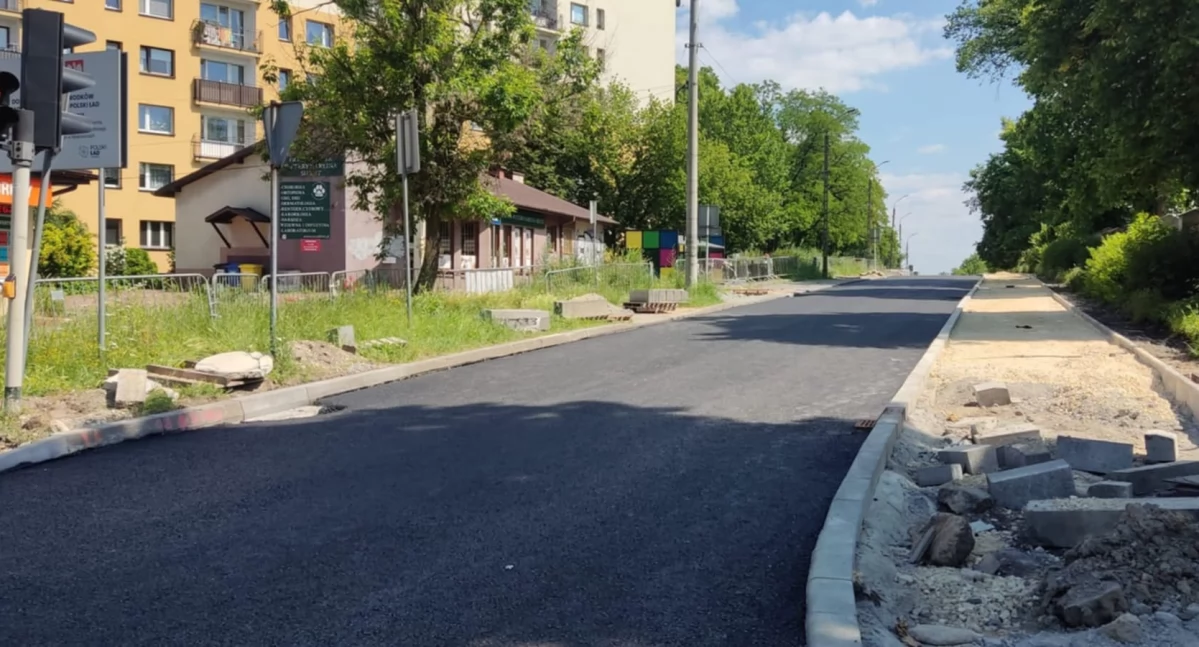 Asfalt położony. Kolejny odcinek Armii Krajowej przejezdny