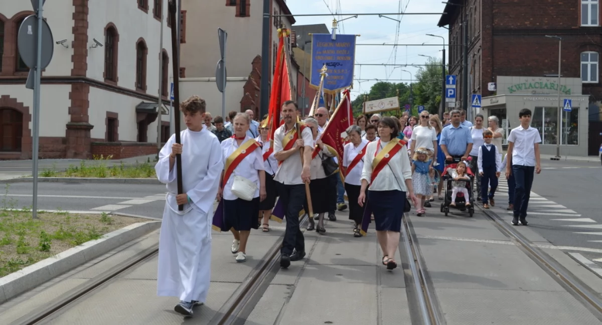 Procesja Bożego Ciała - Piasek, Stare Miasto i Centrum Mysłowic [zdjęcia]