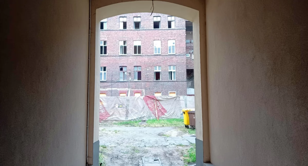 Trwa generalny remont kamienicy przy Bytomskiej
