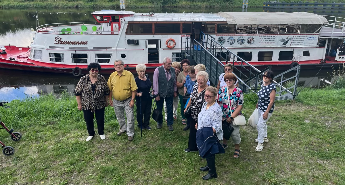 Brzezińscy seniorzy przecierają rzeczne szlaki