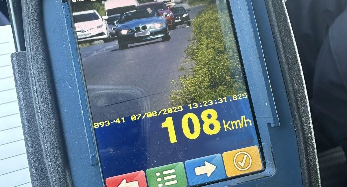 Pędził 108 km/h w obszarze zabudowanym. Stracił prawo jazdy