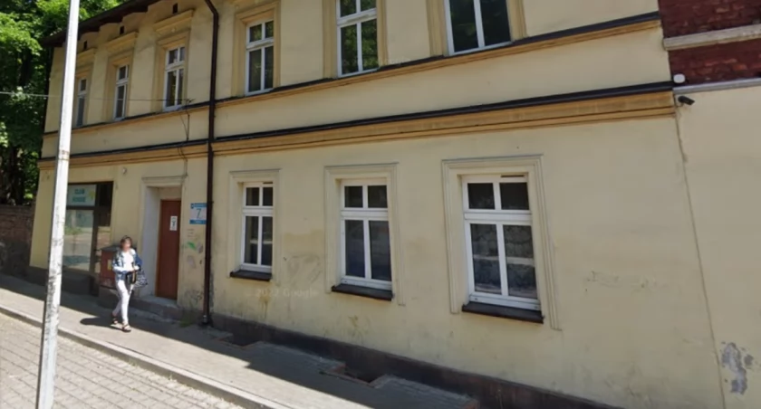 Miejski budynek przy ul. Gwarków jest na sprzedaż