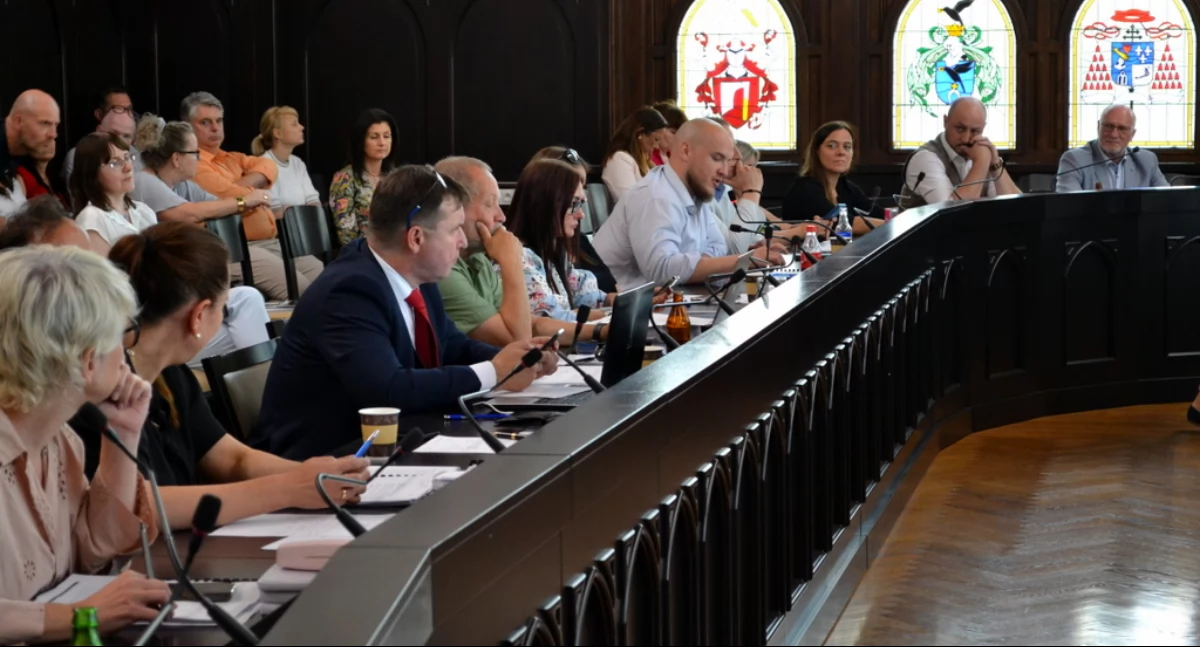 Kończy się wakacyjna przerwa radnych