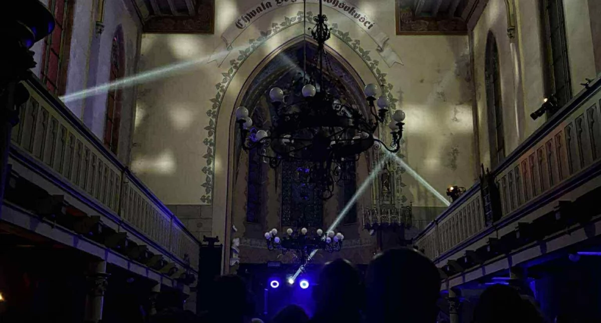 Techno w kościele ewangelickim przy ul. Powstańców
