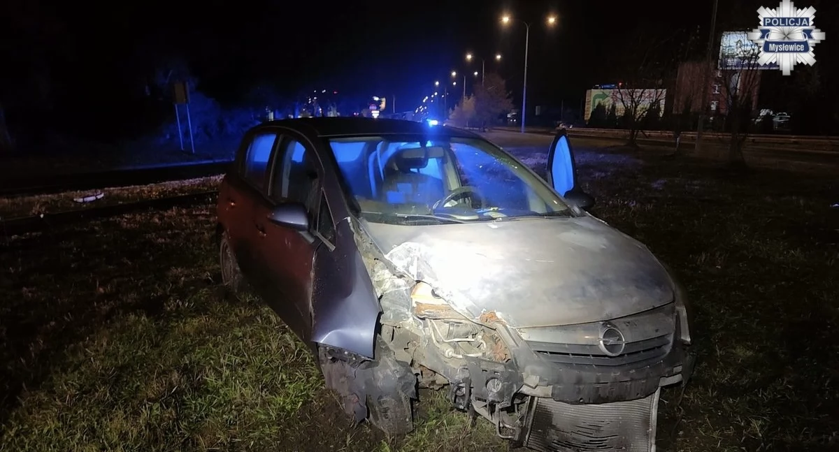 Pijany kierowca wjechał w latarnię na Piasku