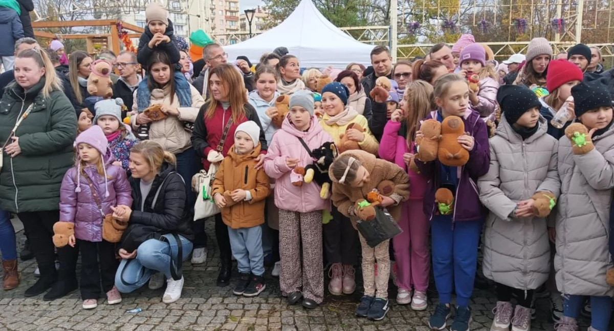 Kapibara Jesieniara podbiła Mysłowice! Ponad 300 kapibar na Rynku