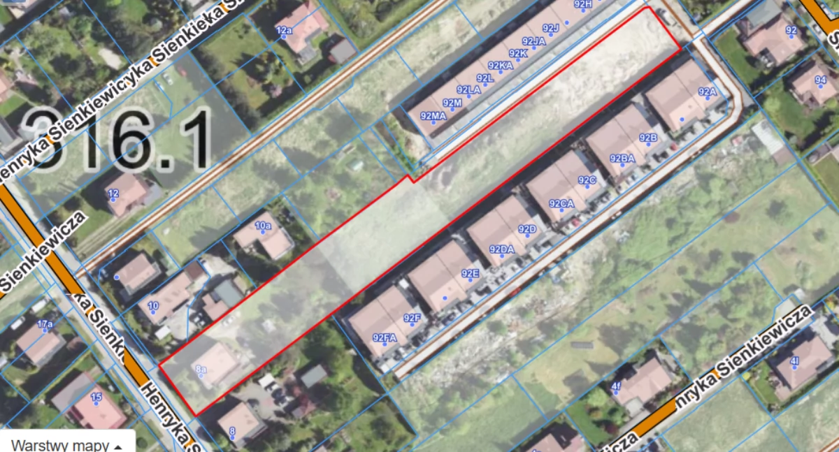 Inwestor nie dostał pozwolenia na budowę szeregowców na Słonecznym Wzgórzu. Mieszkańcy byli przeciwni tej inwestycji