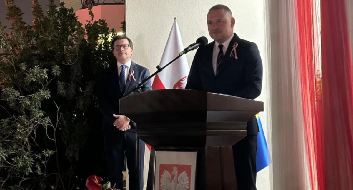 Poseł Wojciech Król świętuje 11 listopada w Katarze z Polonią