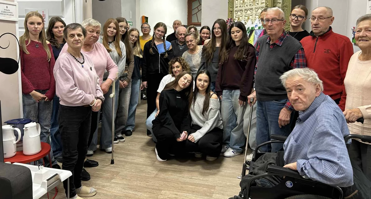 Międzypokoleniowe warsztaty wolontariatu ILO z okazji Dnia Seniora
