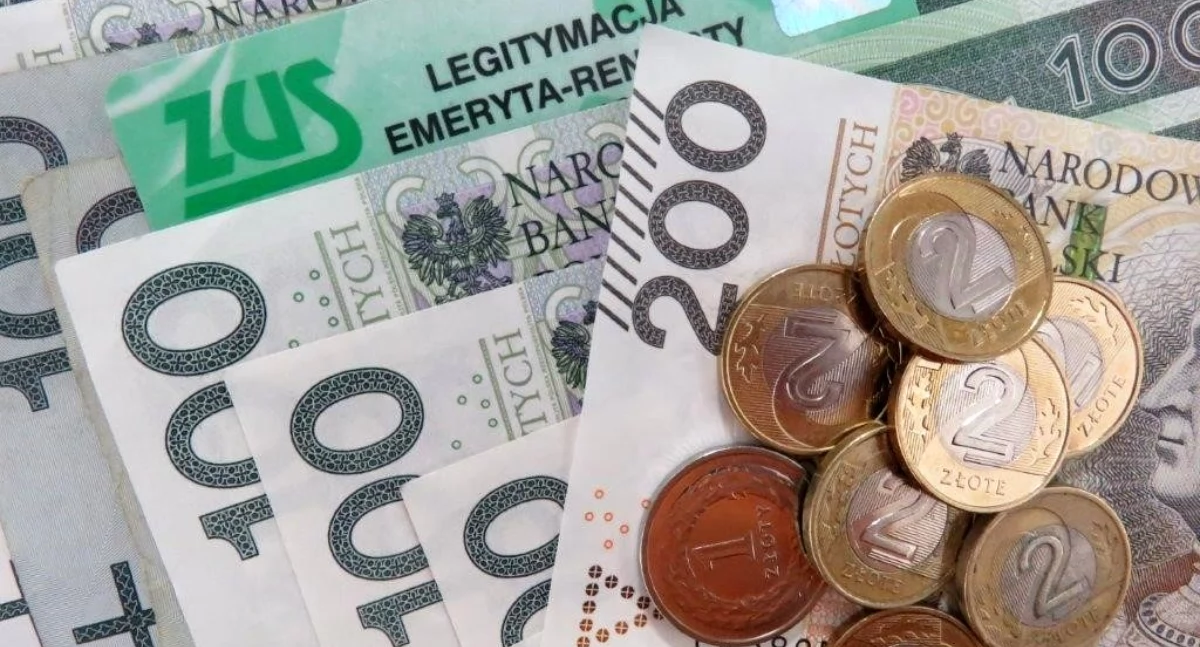 W grudniu ZUS wypłaci wcześniej świadczenia. Kto dostanie emeryturę lub rentę przed świętami?