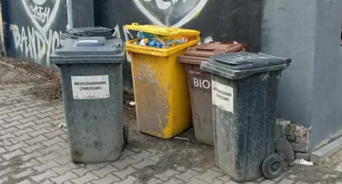W śmieciach już nic się nie ukryje. Kubły z czipem i worki z kodem kreskowym