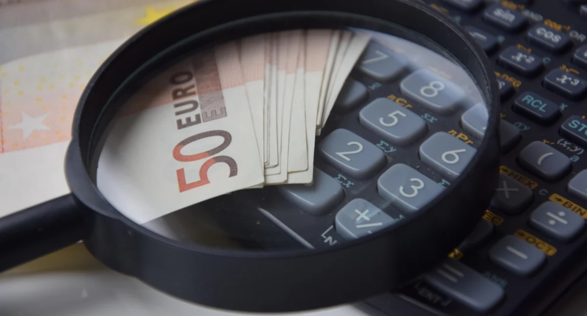Kary w euro ciągle czekają na uchylenie. Przedsiębiorcy się niecierpliwią